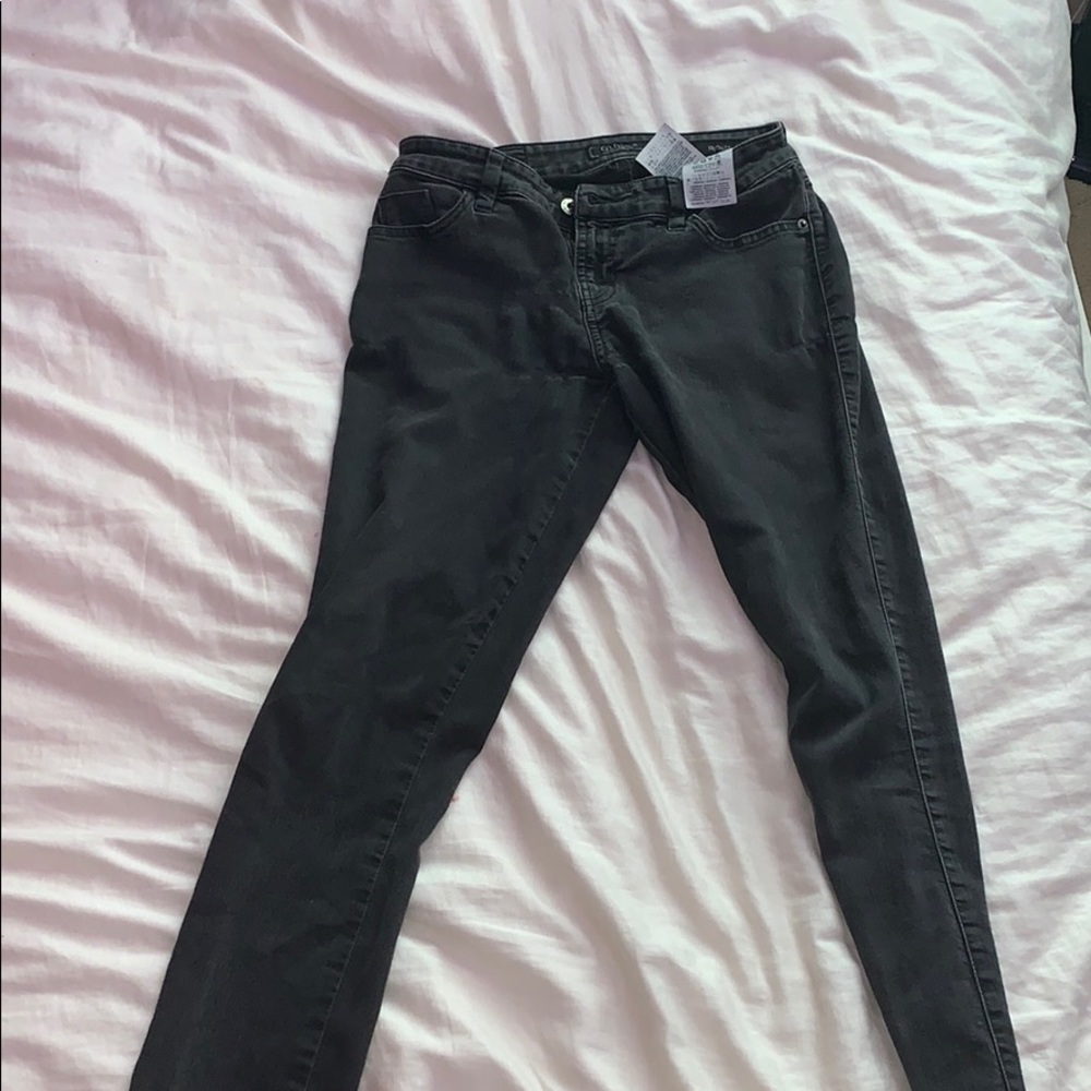Black skinny jeans
